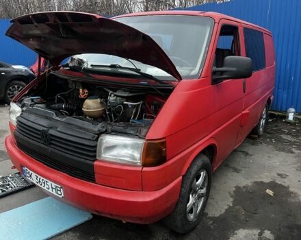 Красный Фольксваген Transporter, объемом двигателя 1.9 л и пробегом 400 тыс. км за 3400 $, фото 3 на Automoto.ua