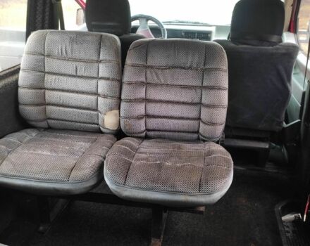 Червоний Фольксваген Transporter, об'ємом двигуна 1.8 л та пробігом 450 тис. км за 2300 $, фото 13 на Automoto.ua