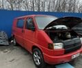 Красный Фольксваген Transporter, объемом двигателя 1.9 л и пробегом 400 тыс. км за 3400 $, фото 2 на Automoto.ua