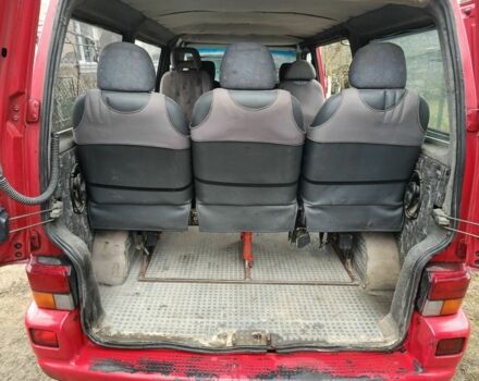 Червоний Фольксваген Transporter, об'ємом двигуна 1.9 л та пробігом 670 тис. км за 3000 $, фото 12 на Automoto.ua