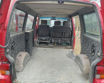 Червоний Фольксваген Transporter, об'ємом двигуна 1.9 л та пробігом 670 тис. км за 3000 $, фото 11 на Automoto.ua