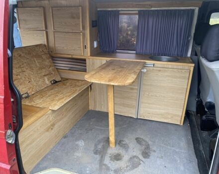 Червоний Фольксваген Transporter, об'ємом двигуна 1.9 л та пробігом 250 тис. км за 2700 $, фото 13 на Automoto.ua