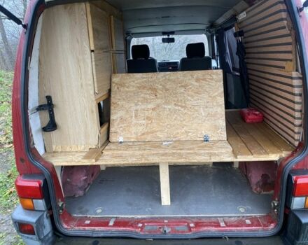Червоний Фольксваген Transporter, об'ємом двигуна 1.9 л та пробігом 250 тис. км за 2700 $, фото 8 на Automoto.ua