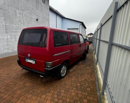Красный Фольксваген Transporter, объемом двигателя 1.9 л и пробегом 300 тыс. км за 5800 $, фото 2 на Automoto.ua