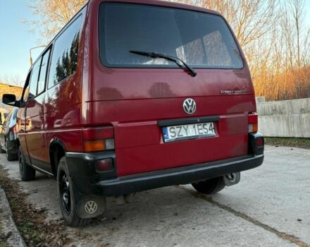 Красный Фольксваген Transporter, объемом двигателя 0 л и пробегом 365 тыс. км за 2600 $, фото 1 на Automoto.ua