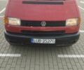 Красный Фольксваген Transporter, объемом двигателя 9 л и пробегом 4 тыс. км за 2300 $, фото 1 на Automoto.ua