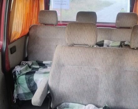 Червоний Фольксваген Transporter, об'ємом двигуна 2 л та пробігом 329 тис. км за 1709 $, фото 3 на Automoto.ua