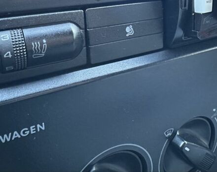 Красный Фольксваген Transporter, объемом двигателя 1.9 л и пробегом 320 тыс. км за 4650 $, фото 8 на Automoto.ua