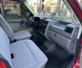 Красный Фольксваген Transporter, объемом двигателя 1.9 л и пробегом 320 тыс. км за 4650 $, фото 11 на Automoto.ua