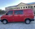 Красный Фольксваген Transporter, объемом двигателя 1.9 л и пробегом 320 тыс. км за 4650 $, фото 2 на Automoto.ua