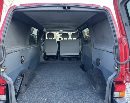 Красный Фольксваген Transporter, объемом двигателя 1.9 л и пробегом 320 тыс. км за 4650 $, фото 12 на Automoto.ua