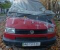 Красный Фольксваген Transporter, объемом двигателя 1.9 л и пробегом 200 тыс. км за 2700 $, фото 1 на Automoto.ua