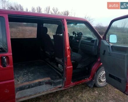 Красный Фольксваген Transporter, объемом двигателя 2.5 л и пробегом 613 тыс. км за 4300 $, фото 11 на Automoto.ua