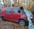 Красный Фольксваген Transporter, объемом двигателя 1.9 л и пробегом 200 тыс. км за 2700 $, фото 2 на Automoto.ua