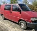 Красный Фольксваген Transporter, объемом двигателя 2.5 л и пробегом 400 тыс. км за 2800 $, фото 6 на Automoto.ua