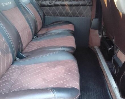 Красный Фольксваген Transporter, объемом двигателя 2.5 л и пробегом 375 тыс. км за 8300 $, фото 4 на Automoto.ua