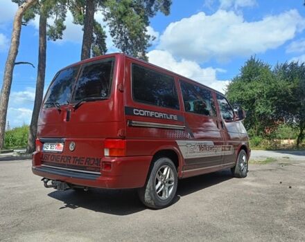 Красный Фольксваген Transporter, объемом двигателя 2.5 л и пробегом 527 тыс. км за 6700 $, фото 5 на Automoto.ua
