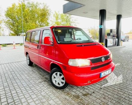 Красный Фольксваген Transporter, объемом двигателя 0 л и пробегом 285 тыс. км за 3599 $, фото 2 на Automoto.ua