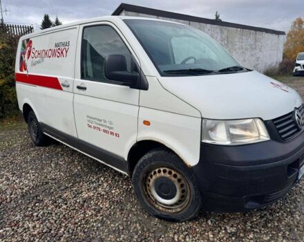 Красный Фольксваген Transporter, объемом двигателя 1.9 л и пробегом 274 тыс. км за 3714 $, фото 6 на Automoto.ua