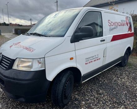 Красный Фольксваген Transporter, объемом двигателя 1.9 л и пробегом 274 тыс. км за 3714 $, фото 1 на Automoto.ua