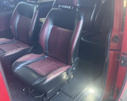 Красный Фольксваген Transporter, объемом двигателя 2.5 л и пробегом 365 тыс. км за 9200 $, фото 2 на Automoto.ua