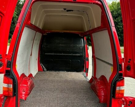 Красный Фольксваген Transporter, объемом двигателя 2.5 л и пробегом 322 тыс. км за 7200 $, фото 8 на Automoto.ua