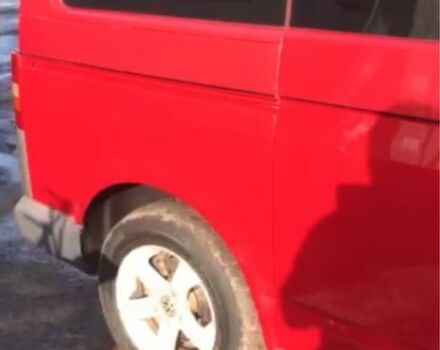 Червоний Фольксваген Transporter, об'ємом двигуна 2.5 л та пробігом 190 тис. км за 10200 $, фото 3 на Automoto.ua