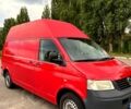 Красный Фольксваген Transporter, объемом двигателя 2.5 л и пробегом 322 тыс. км за 7200 $, фото 2 на Automoto.ua