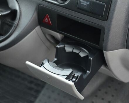 Червоний Фольксваген Transporter, об'ємом двигуна 2 л та пробігом 446 тис. км за 14100 $, фото 17 на Automoto.ua