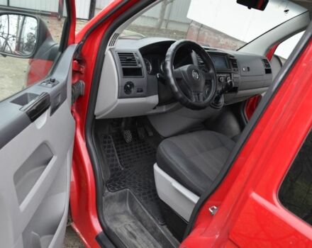 Червоний Фольксваген Transporter, об'ємом двигуна 2 л та пробігом 446 тис. км за 14100 $, фото 7 на Automoto.ua