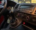 Красный Фольксваген Transporter, объемом двигателя 2 л и пробегом 240 тыс. км за 13408 $, фото 7 на Automoto.ua