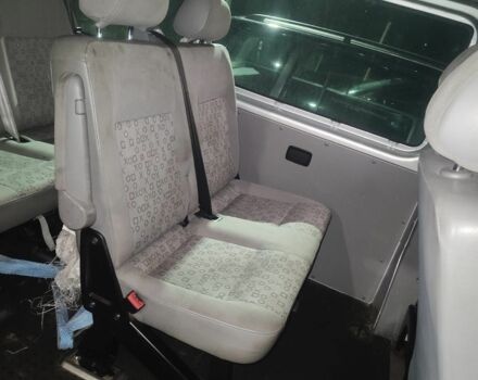 Красный Фольксваген Transporter, объемом двигателя 2 л и пробегом 240 тыс. км за 6063 $, фото 13 на Automoto.ua