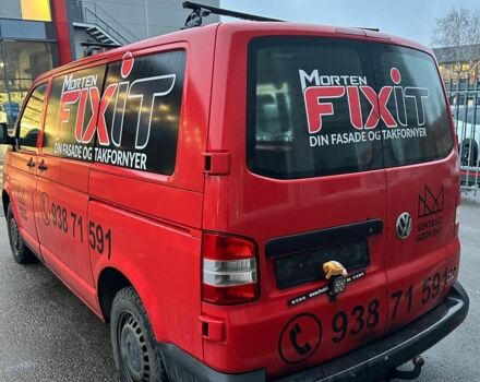 Красный Фольксваген Transporter, объемом двигателя 2 л и пробегом 240 тыс. км за 14586 $, фото 3 на Automoto.ua