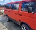 Красный Фольксваген Transporter, объемом двигателя 1.6 л и пробегом 250 тыс. км за 1800 $, фото 1 на Automoto.ua