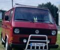 Червоний Фольксваген Transporter, об'ємом двигуна 1.9 л та пробігом 400 тис. км за 2323 $, фото 1 на Automoto.ua