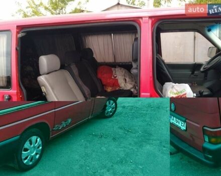 Красный Фольксваген Transporter, объемом двигателя 2 л и пробегом 50 тыс. км за 4500 $, фото 3 на Automoto.ua