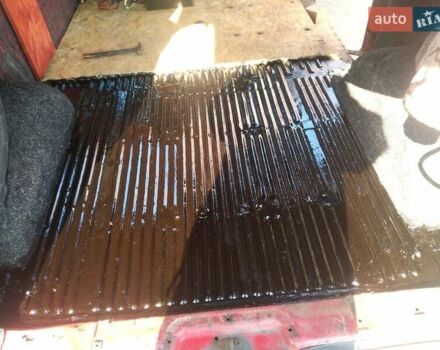 Красный Фольксваген Transporter, объемом двигателя 2 л и пробегом 50 тыс. км за 4500 $, фото 21 на Automoto.ua