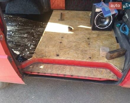 Красный Фольксваген Transporter, объемом двигателя 2 л и пробегом 50 тыс. км за 4500 $, фото 19 на Automoto.ua