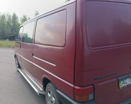 Червоний Фольксваген Transporter, об'ємом двигуна 2.4 л та пробігом 250 тис. км за 3600 $, фото 4 на Automoto.ua