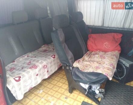 Красный Фольксваген Transporter, объемом двигателя 2 л и пробегом 50 тыс. км за 4500 $, фото 10 на Automoto.ua