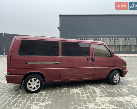 Красный Фольксваген Transporter, объемом двигателя 1.97 л и пробегом 300 тыс. км за 2999 $, фото 13 на Automoto.ua