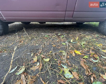 Червоний Фольксваген Transporter, об'ємом двигуна 1.9 л та пробігом 420 тис. км за 5099 $, фото 11 на Automoto.ua