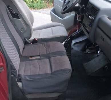 Червоний Фольксваген Transporter, об'ємом двигуна 2.4 л та пробігом 459 тис. км за 5200 $, фото 20 на Automoto.ua