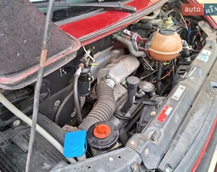 Красный Фольксваген Transporter, объемом двигателя 1.9 л и пробегом 414 тыс. км за 4500 $, фото 2 на Automoto.ua