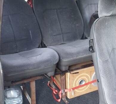 Червоний Фольксваген Transporter, об'ємом двигуна 2.4 л та пробігом 459 тис. км за 5200 $, фото 18 на Automoto.ua