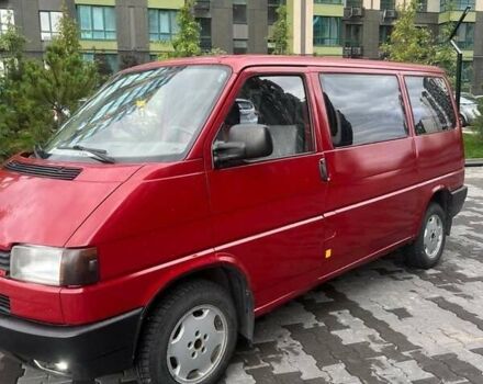 Красный Фольксваген Transporter, объемом двигателя 1.9 л и пробегом 350 тыс. км за 4650 $, фото 1 на Automoto.ua