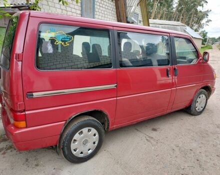 Красный Фольксваген Transporter, объемом двигателя 1.9 л и пробегом 400 тыс. км за 6400 $, фото 2 на Automoto.ua
