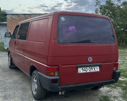Красный Фольксваген Transporter, объемом двигателя 1.9 л и пробегом 340 тыс. км за 4100 $, фото 5 на Automoto.ua