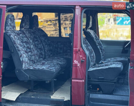 Красный Фольксваген Transporter, объемом двигателя 1.9 л и пробегом 324 тыс. км за 4500 $, фото 13 на Automoto.ua
