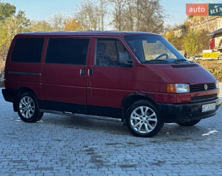 Красный Фольксваген Transporter, объемом двигателя 1.9 л и пробегом 324 тыс. км за 4500 $, фото 1 на Automoto.ua